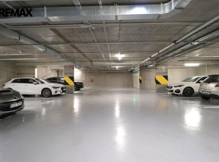 img-3945.jpeg | Pronájem - malý objekt/garáž