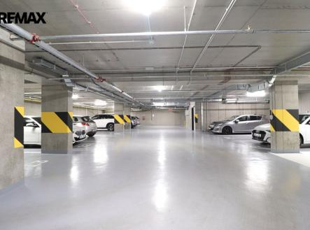 img-3949.jpeg | Pronájem - malý objekt/garáž