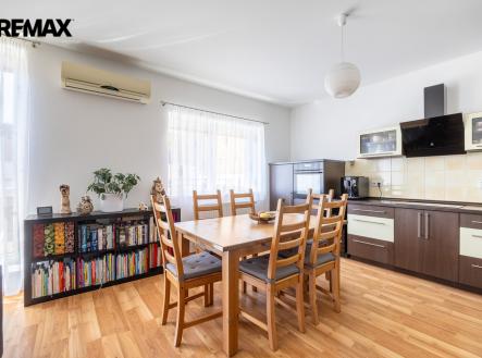 1b2a3240-hdr.jpg | Prodej bytu, 3+kk, 77 m²