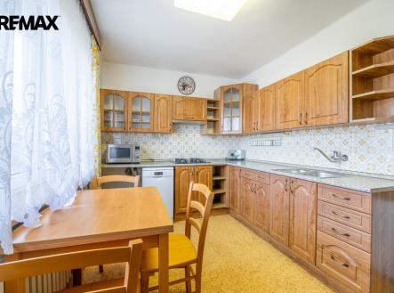 1b2a9662-hdr-1.jpg | Prodej bytu, 3+1, 82 m²