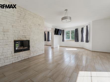 kolarova-zvole-dsc6765-hdr.jpg | Prodej - dům/vila, 196 m²