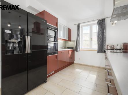 kolarova-zvole-dsc6810-hdr.jpg | Prodej - dům/vila, 196 m²