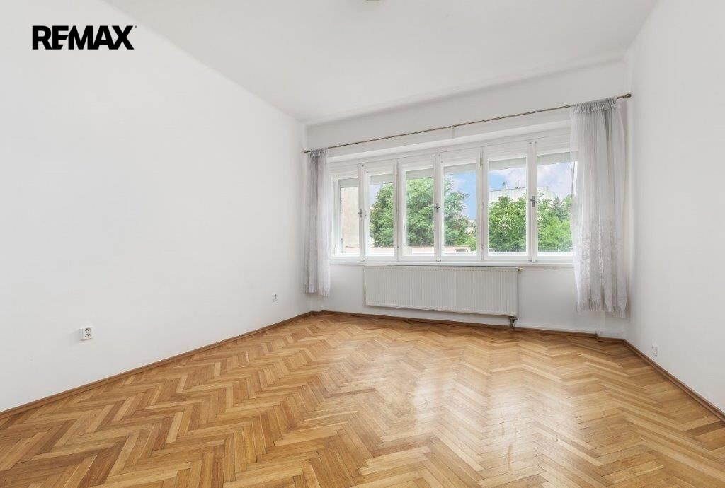 hradeckych-1.jpg