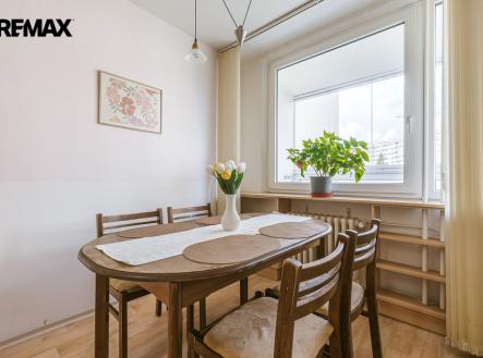 1-kuchyne-stul.jpg | Prodej bytu, 3+kk, 78 m²