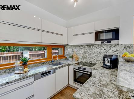 jd8a8015-jd8a8017.jpg | Prodej - dům/vila, 183 m²