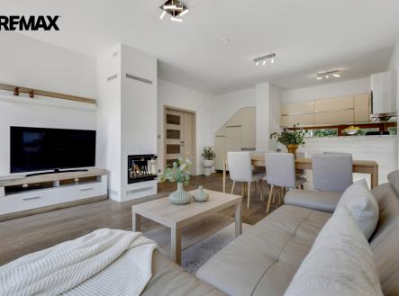 jd8a8037-jd8a8039.jpg | Prodej - dům/vila, 183 m²