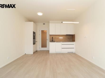 Obývací pokoj + kk | Pronájem bytu, 1+kk, 35 m²
