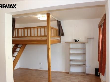 Obývací pokoj | Pronájem bytu, 1+kk, 39 m²