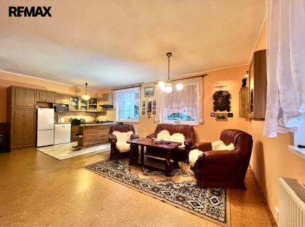 2b7fc2fa-a8fc-470d-b215-a751dec71193.jpg | Prodej bytu, 3+kk, 81 m²