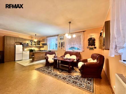 2b7fc2fa-a8fc-470d-b215-a751dec71193.jpg | Prodej bytu, 3+kk, 81 m²