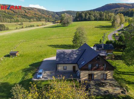 Prodej - dům/vila, 380 m² obrázek
