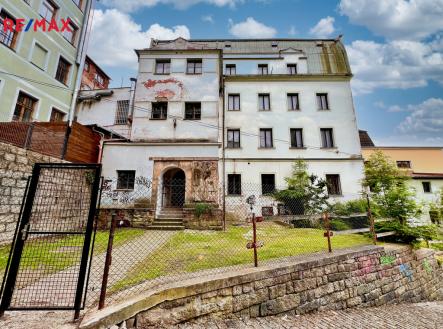 img-4614.jpg | Prodej - nájemní dům, 900 m²