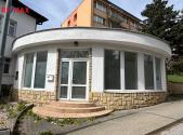 Pronájem - obchodní prostor, 140 m²