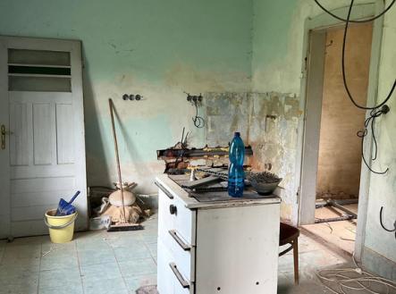 obrazek-whatsapp-2025-05-07-v-07.49.57-e7bdd2cf.jpg | Prodej - dům/vila, 150 m²