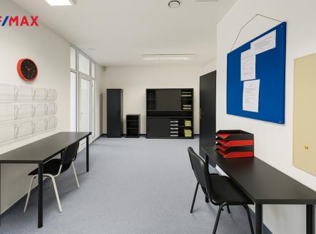 b5a56e7f-9a97-4bff-afe0-354f0bb69b70.png | Pronájem - kanceláře, 87 m²
