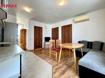 photo-2025-06-13-09-46-45-3.jpeg | Prodej bytu, 3+kk, 63 m²