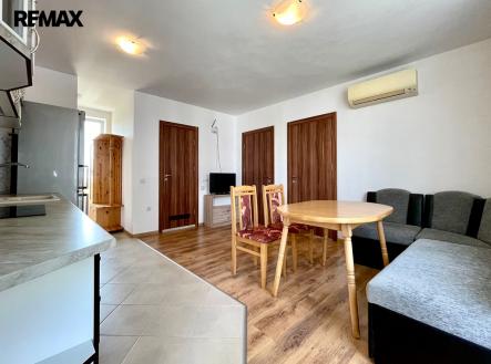 photo-2025-06-13-09-46-45-3.jpeg | Prodej bytu, 3+kk, 63 m²