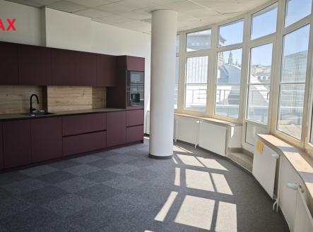 obrazek-whatsapp-2025-07-02-v-15.12.32-f60a2387.jpg | Pronájem - kanceláře, 66 m²