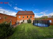 Prodej - dům/vila, 371 m²