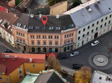 dji-20251031131038-0005-d.jpg | Prodej - nájemní dům, 900 m²