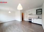 Pronájem bytu, 1+kk, 33 m²