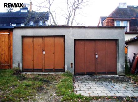 pb237637.jpg | Prodej - malý objekt/garáž