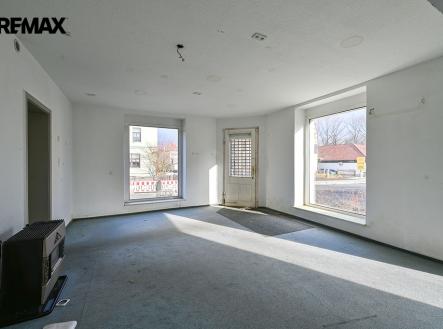 zit1-4.jpg | Prodej - nájemní dům, 835 m²