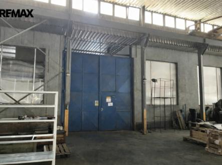 34259919-16b4-4102-aeb9-64784c722b81.png | Pronájem - malý objekt/garáž