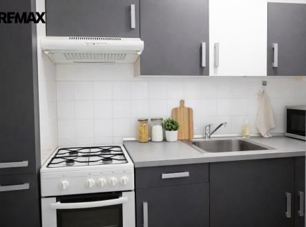 chatgpt-image-17.3.2026-15-11-20.png | Pronájem bytu, 2+1, 48 m²