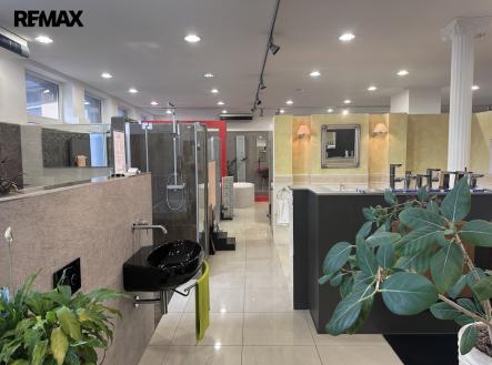 img-2440.jpeg | Pronájem - obchodní prostor, 407 m²