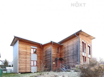 Prodej - komerční objekt, jiný, 660 m²