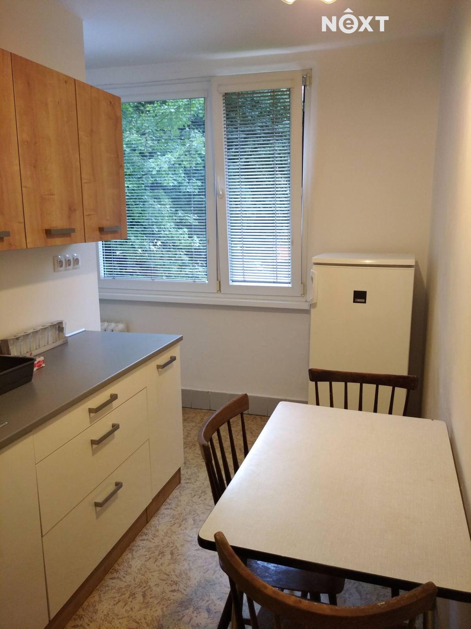 Pronájem byt 3+1, 60㎡