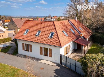 Prodej - dům/vila, 180 m²