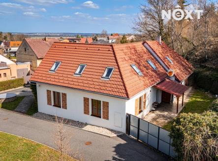 Prodej - dům/vila, 180 m²