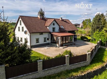 Prodej - dům/vila, 240 m²