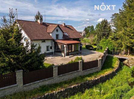 Prodej - dům/vila, 240 m²