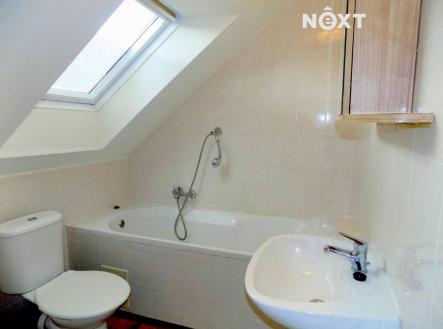 Pronájem bytu, 3+kk, 60 m²