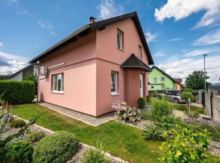 Prodej - dům/vila, 144 m²