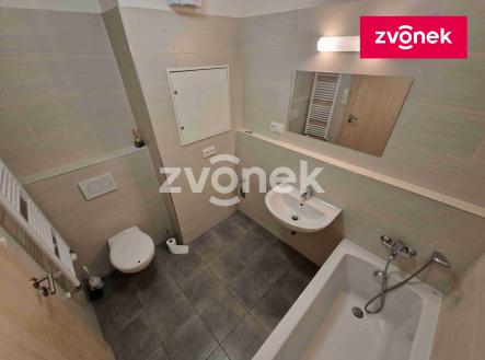 Pronájem bytu, 1+kk, 39 m² obrázek