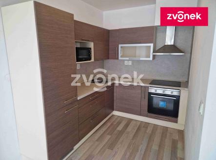 Obrázek k zakázce č.: 708952 | Pronájem bytu, 1+kk, 39 m²