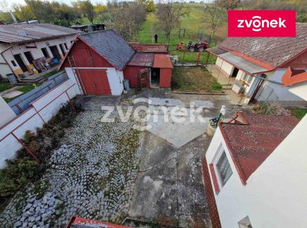 4 | Prodej - dům/vila, 360 m²