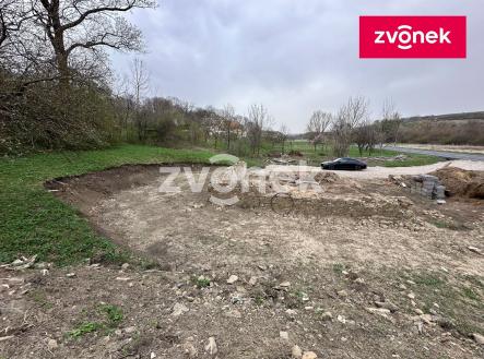 3 | Prodej - pozemek pro bydlení, 4 667 m²