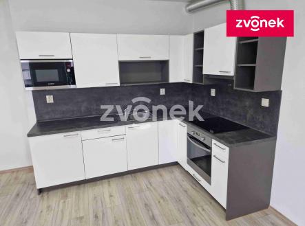 Obrázek k zakázce č.: 724841 | Pronájem bytu, 1+kk, 39 m²