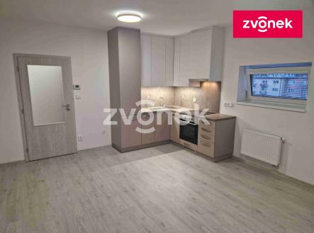 Obrázek k zakázce č.: 728591 | Pronájem bytu, 1+kk, 35 m²