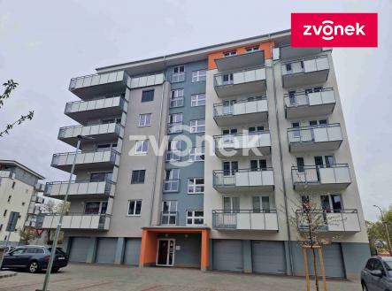 Pronájem bytu, 1+kk, 35 m² obrázek