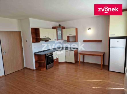 Obrázek k zakázce č.: 730301 | Pronájem bytu, 1+kk, 32 m²