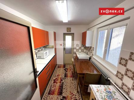 Obrázek k zakázce č.: 698876 | Prodej - dům/vila, 180 m²