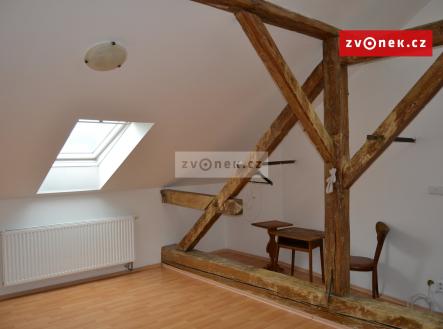 Obrázek k zakázce č.: 702776 | Pronájem bytu, garsoniéra, 28 m²