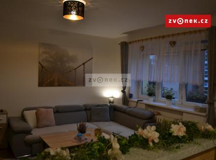 Obrázek k zakázce č.: 702766 | Pronájem bytu, 2+1, 53 m²