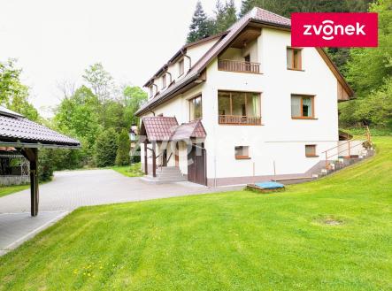 2 | Prodej - dům/vila, 250 m²